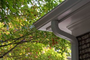3 Factors to Consider Before Choosing New Gutters